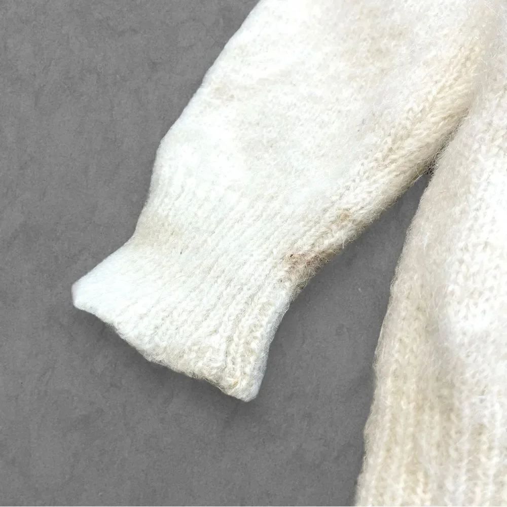 Vtg 70s Tidi Cream Mohair Fuzzy Sweater, Soft Long Hair, Mom Grandma S 60s - Picture 5 of 6